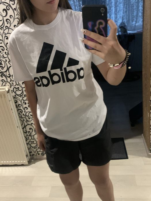 Футболка adidas
