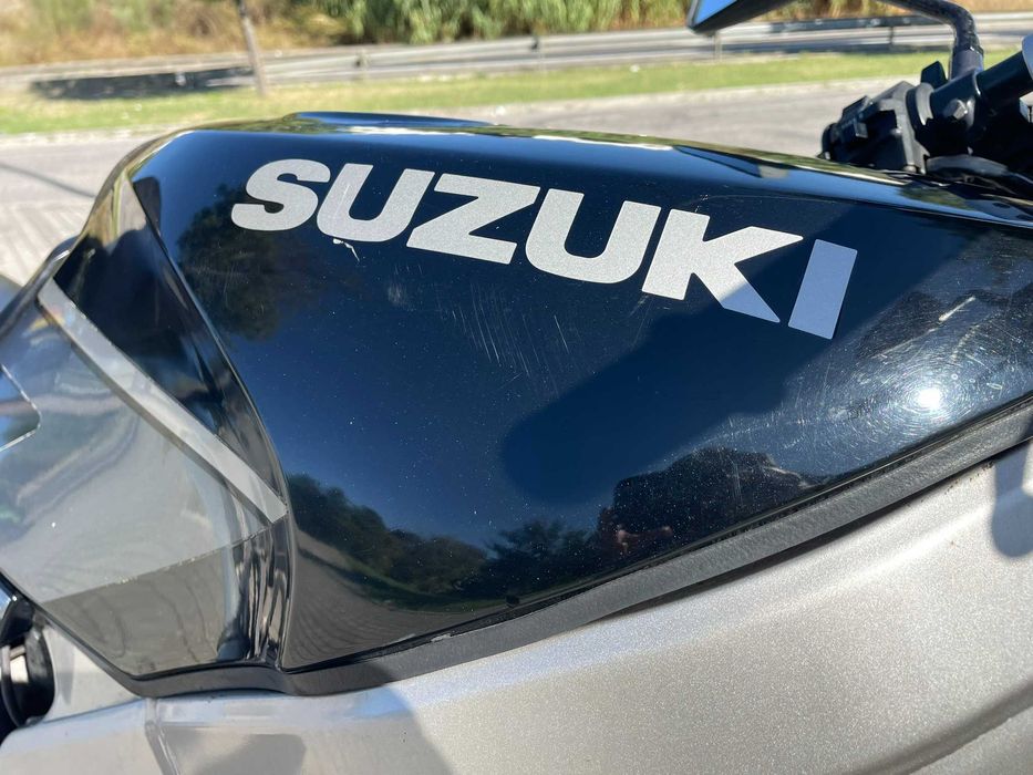 Suzuki GS500E 1991 | 42.370 km | 2.º dono há 25 anos | Revisão 2026
