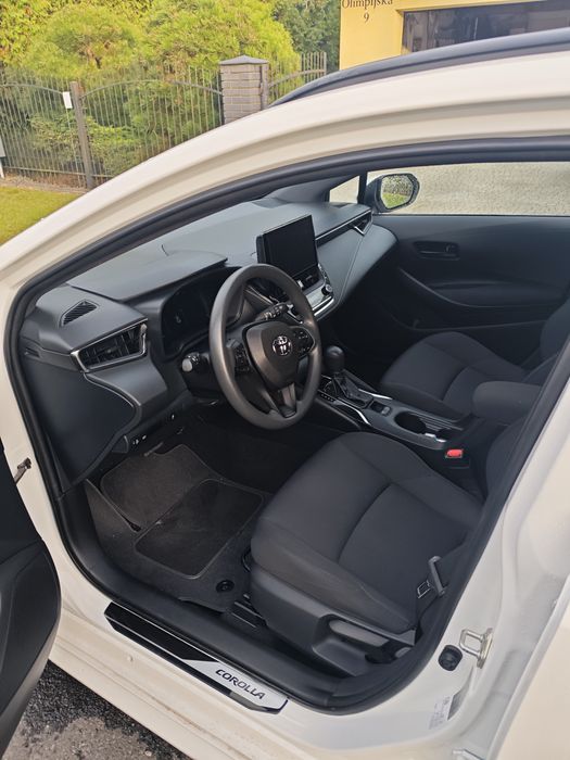 Toyota Corolla e21,2023rok, hybryda 1.8