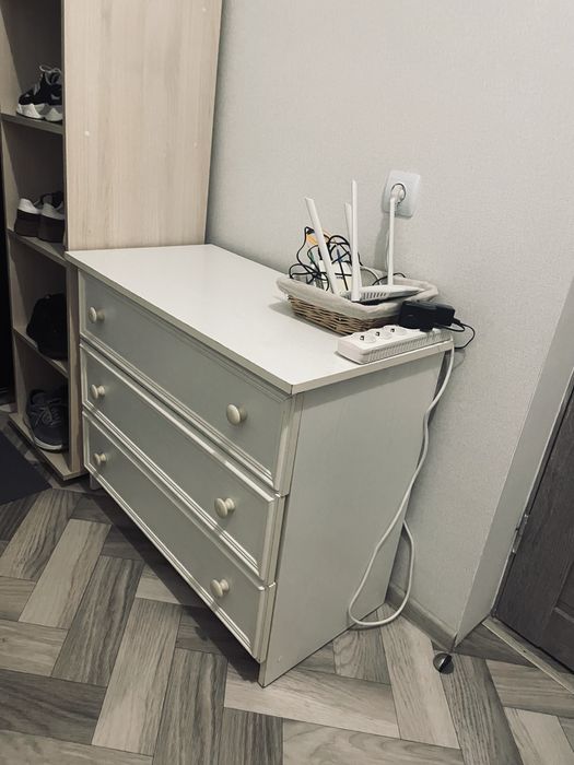 Комод, тумба, білий колір