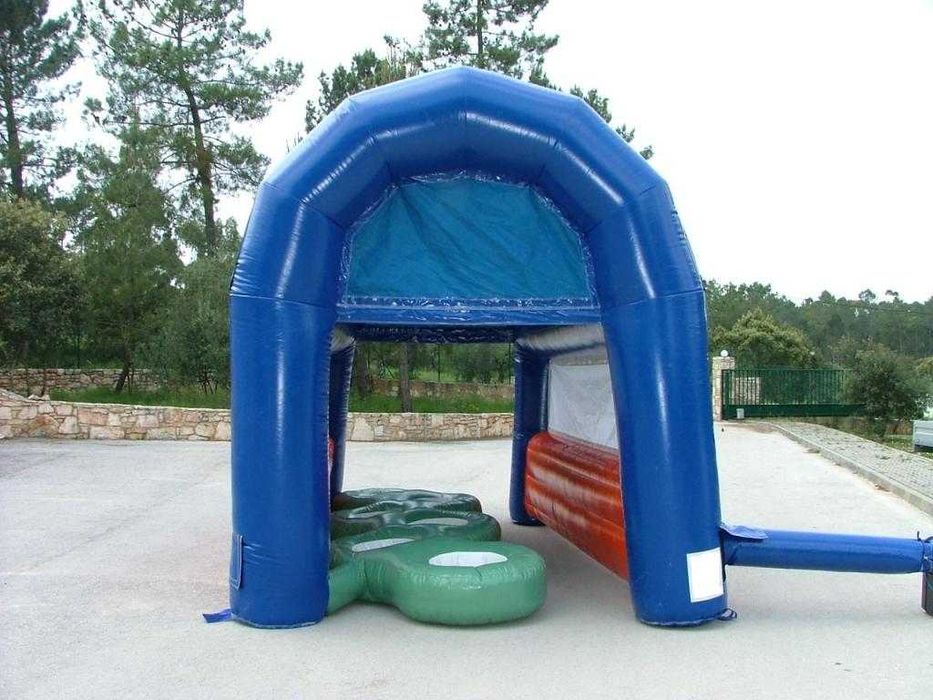 Insufláveis gincana de futebol