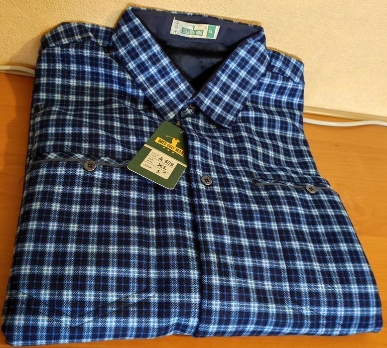 НОВАЯ мужская рубашка на флисе