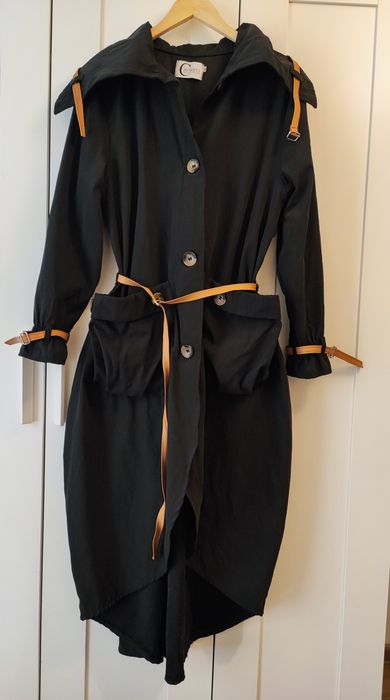 Długi czarny płaszcz Cavaricci XL