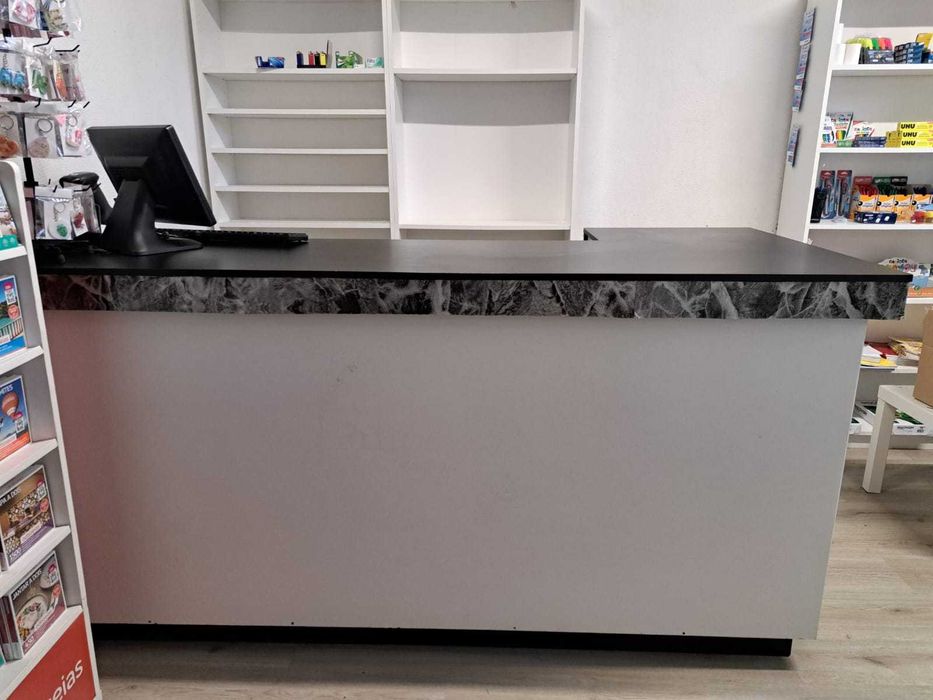 Balcão de Atendimento Profissional c/ Tampo de Vidro (Negociável)