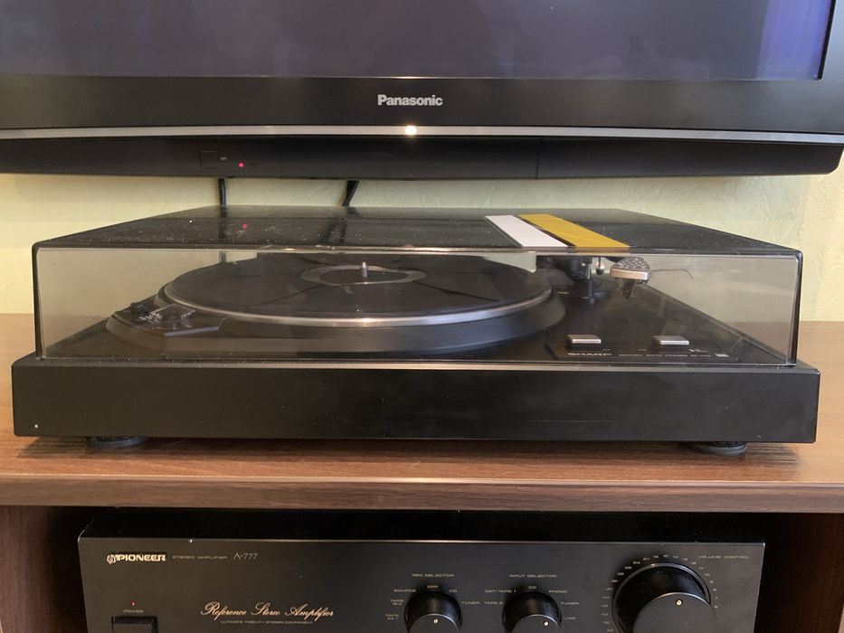 Програвач вінілових платівок Sharp RP-1144 Automatic stereo turntable ...