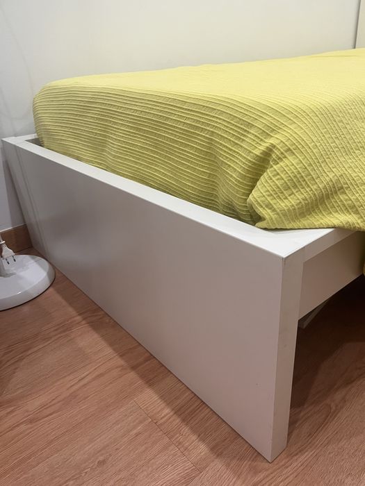 Cama Malm solteiro