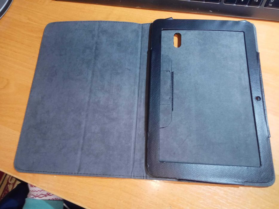 Чехол книжка для планшета на 9 дюймов 169 х 259 х 10 мм черный