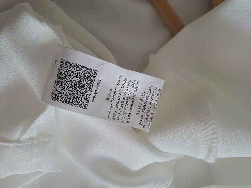 Ivory Minimalist Jacket – Size M – New64552215957123122