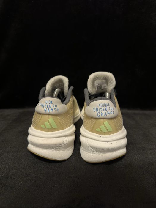 Buty do biegania Adidas Supernova Stride Move For The Planet
