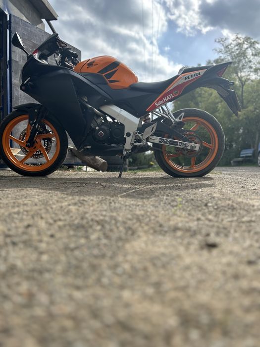 Хонда сбр 125р 2012г