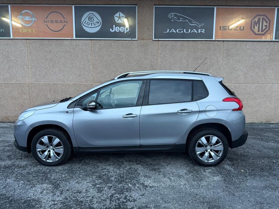 Peugeot 2008 1.2 PureTech Allure