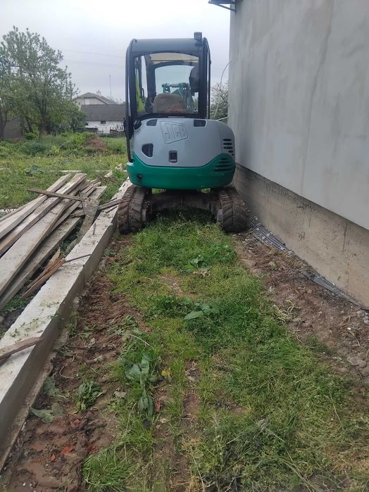 Продам мінік JCB 8030