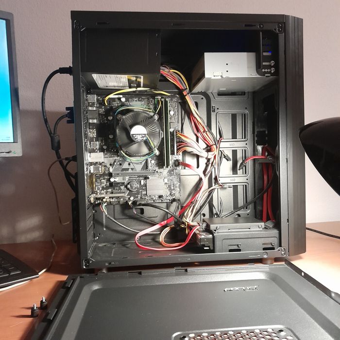 Pc completo, (DDR4, W11 ready), ou peças em separado