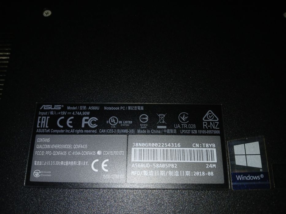 Portátil marca Asus 15