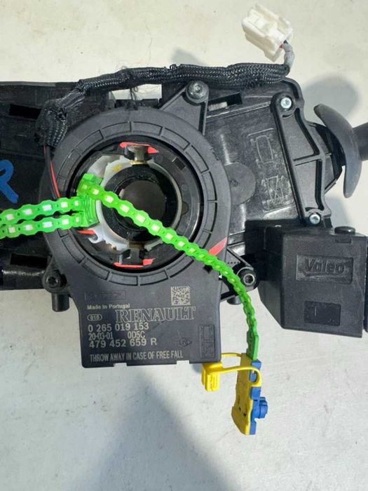 Przełącznik zespolony z czujnikiem kąta Renault Trafic III 3 Vivaro B