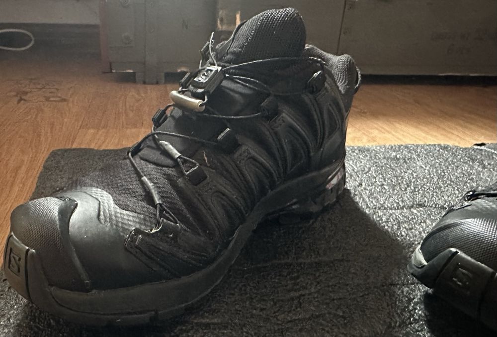 Salomon 41,5 original у відмінному стані