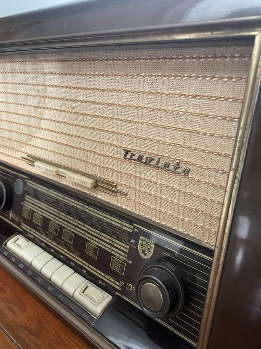 Radio estilo deco