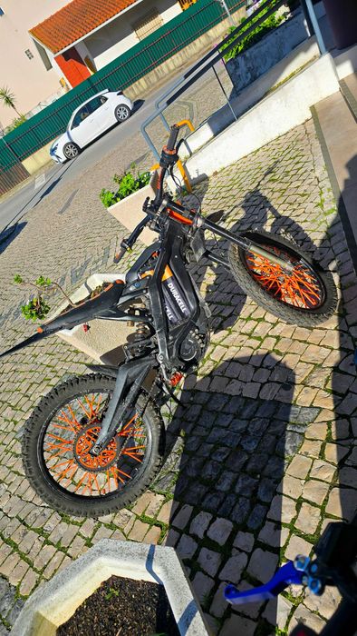 Surron Light Bee X 2022 6kW | Pneus novos | Extras incluídos