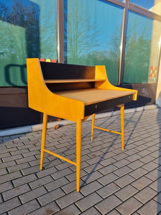 Biurko proj. John Texmon dla Blenheim Mobelfabrik, Norwegia, lata 60.