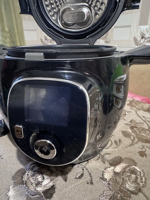 Мультиварка с пароваркой