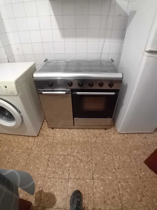 Fogão a gás de 5 bocas