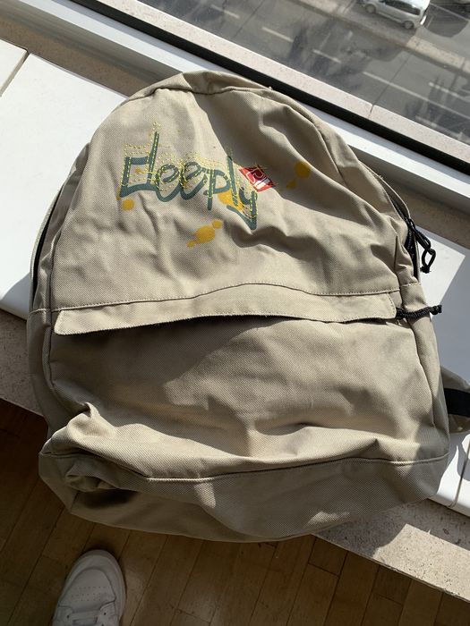 Mochilas Quiksilver e deeply 5€ cada