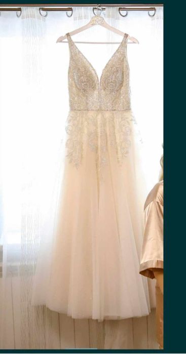Suknia ślubna , w kolorze ecru rozmiar 36