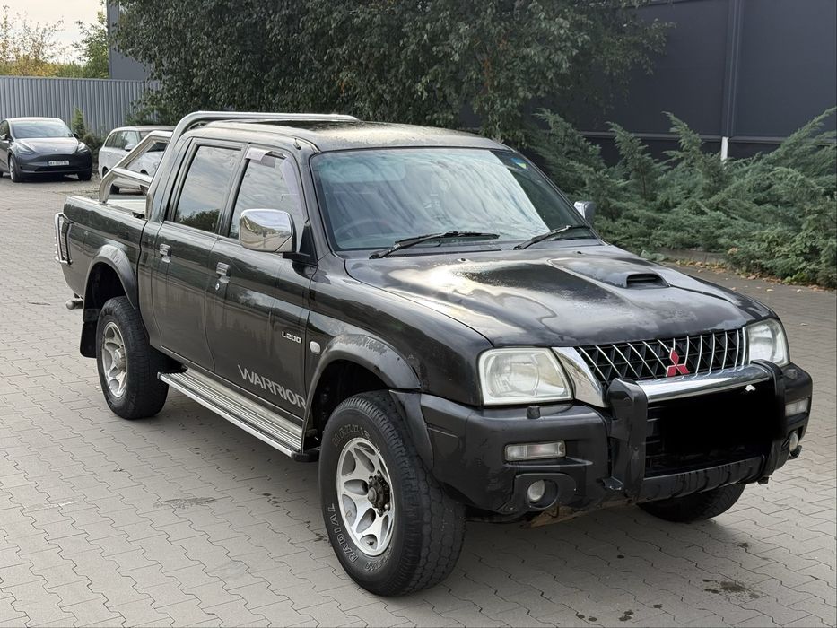 Продам Mitsubishi L200 4x4