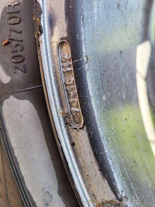 Комплект r16 литі диски