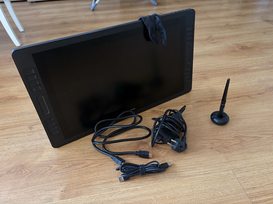 Huion kamvas pro 20 (2019)