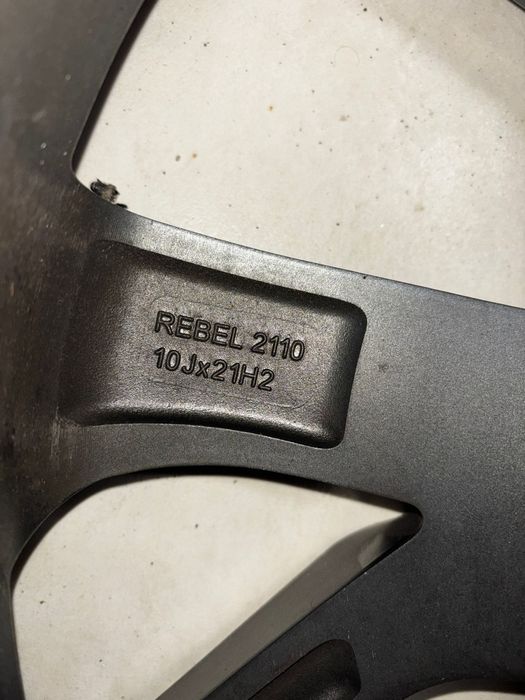 AUDI Q8/Q7 koła 21" 5x112 ET30