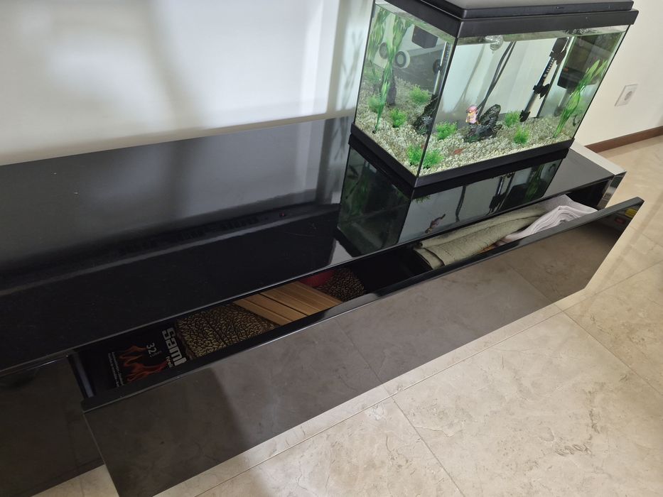 Conjunto móvel tv e mesa de centro