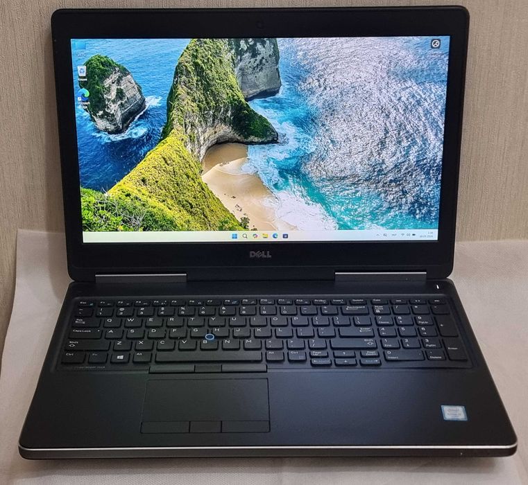 Dell Precision 7510 Full HD I7-6820HQ 8Гб DDR4 256Гб SSD Nvidia Quadro M1000M 2Гб
