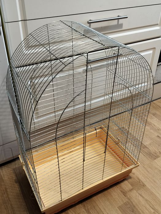 Клетка для птиц.