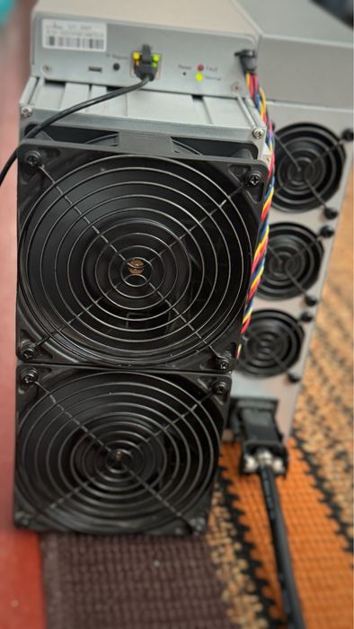 Bitmain Antminer S21 200Th