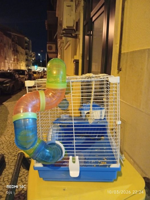 Gaiola grande para hamster com acessórios completos