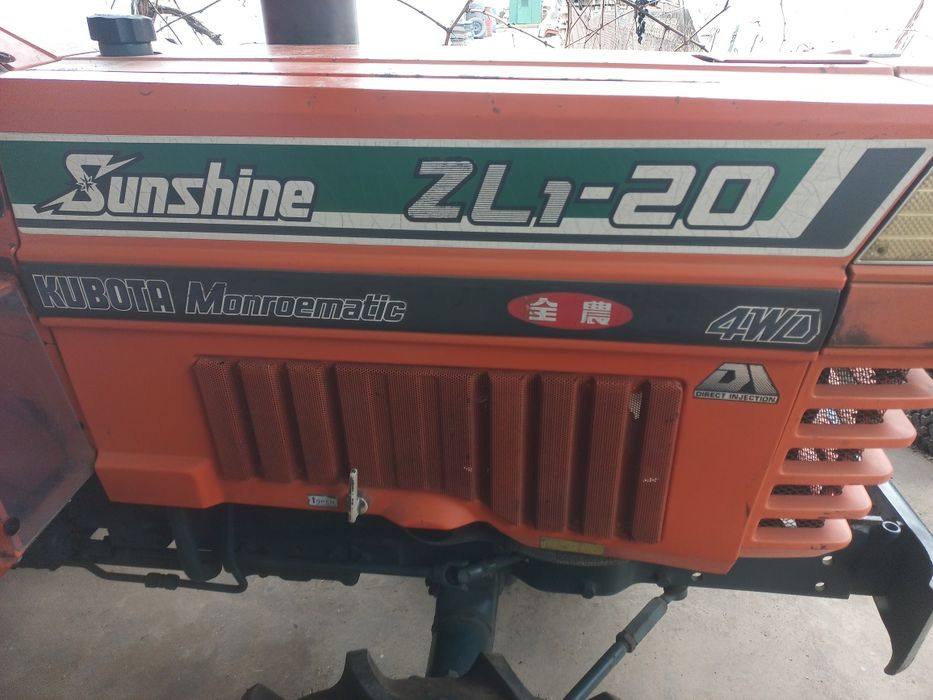 Трактор Kubota Zl1