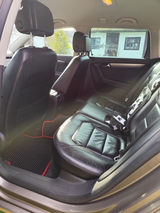 Volkswagen Passat 2011