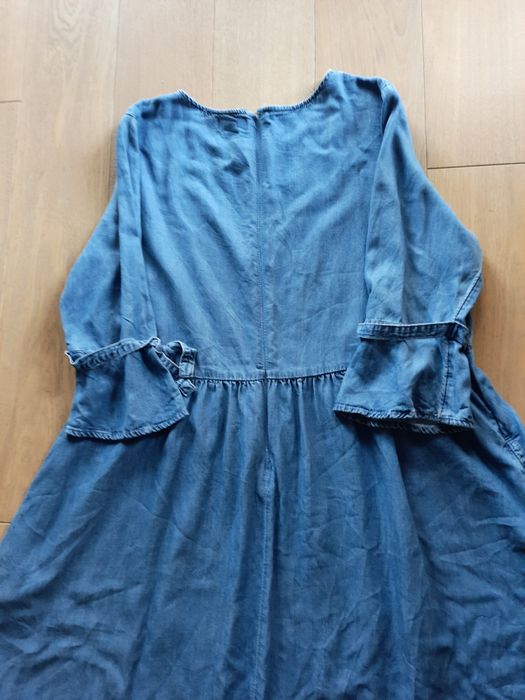 Fajna sukienka  z dżinsu