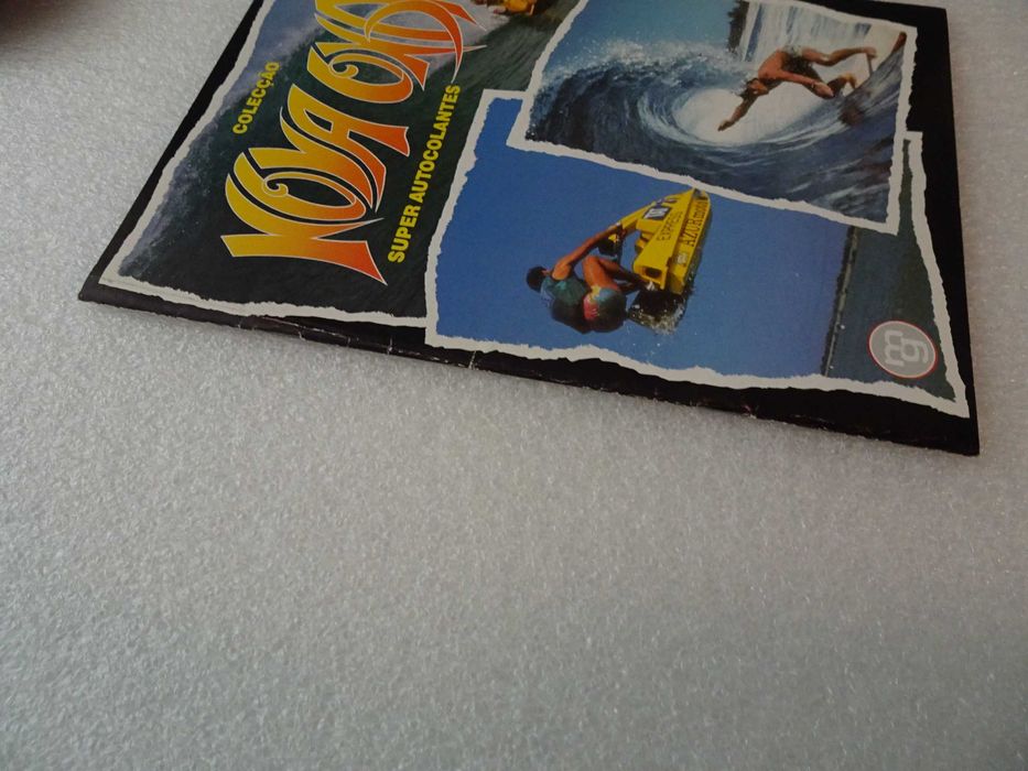 Caderneta de cromos vazia Nova Onda