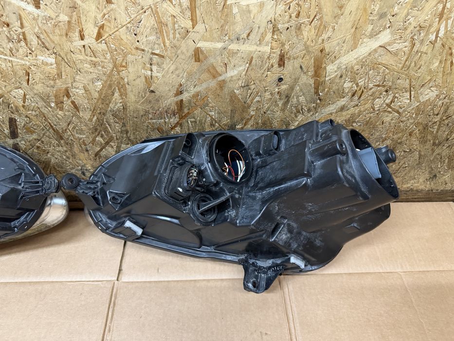 Передні фари Hella Volkswagen Golf 5 Jetta 03-09 ціна за штуку