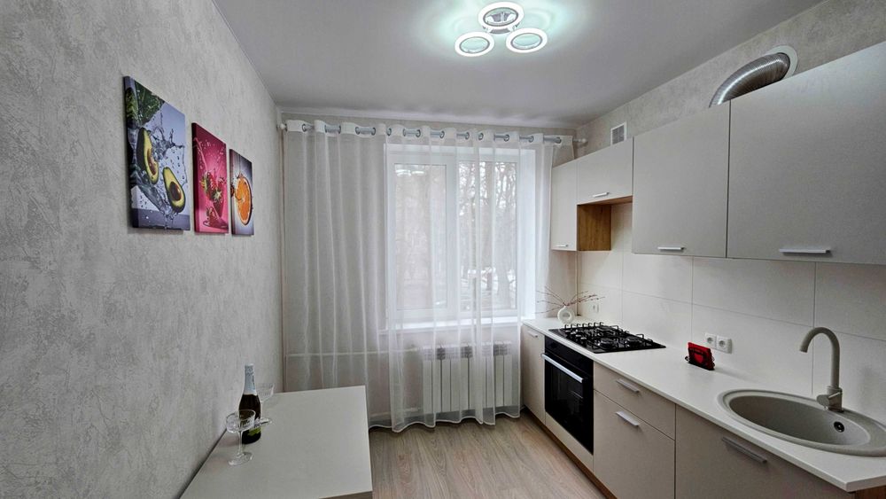 Продам 2х комнатную квартиру в Центре с Ремонтом