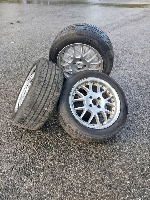4 jantes especiais + 4 pneus
