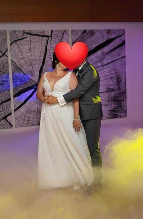 Suknia ślubna biała regulowany gorset