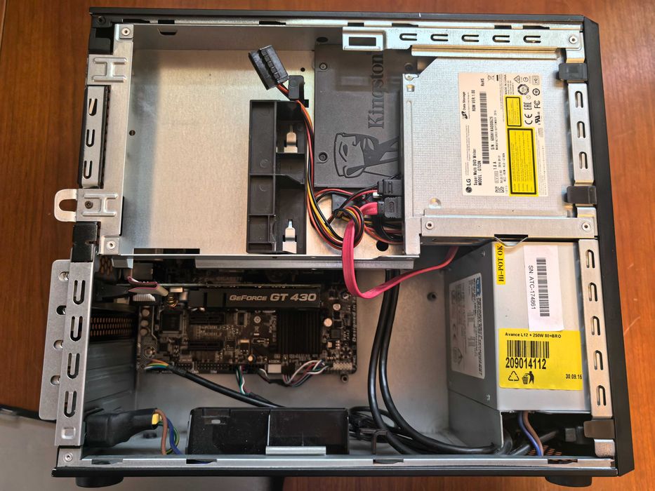 Komputer  i3-6100  8GB DDR4 2133  SSD 480GB  Win 10 Pro ngr.DVD
