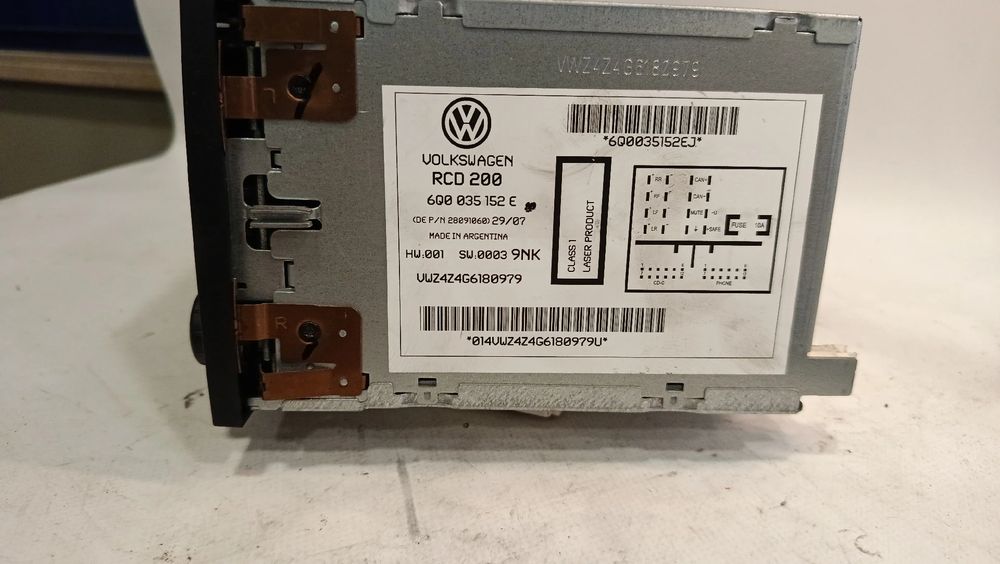 Rádio / auto-rádio VOLKSWAGEN Polo (9N)