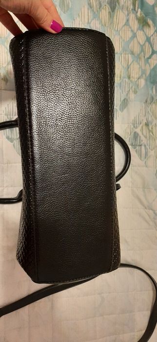 Czarna torebka Mohito