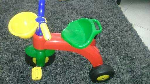 triciclo desmontável unissexo com caixa