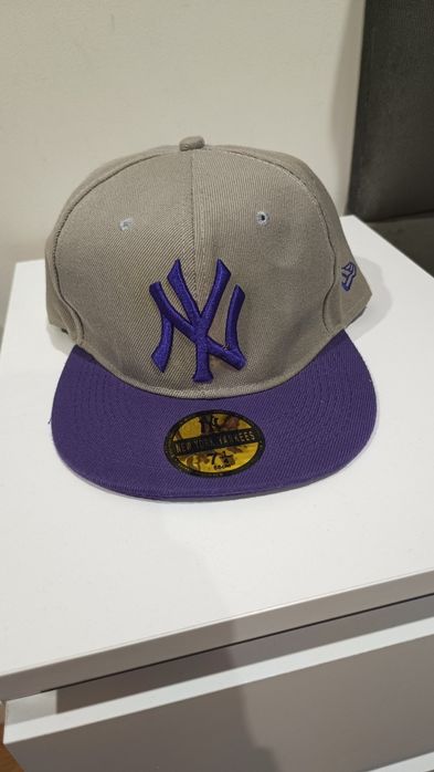 Czapka z daszkiem new era