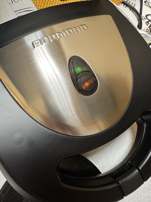 Бутербродниця